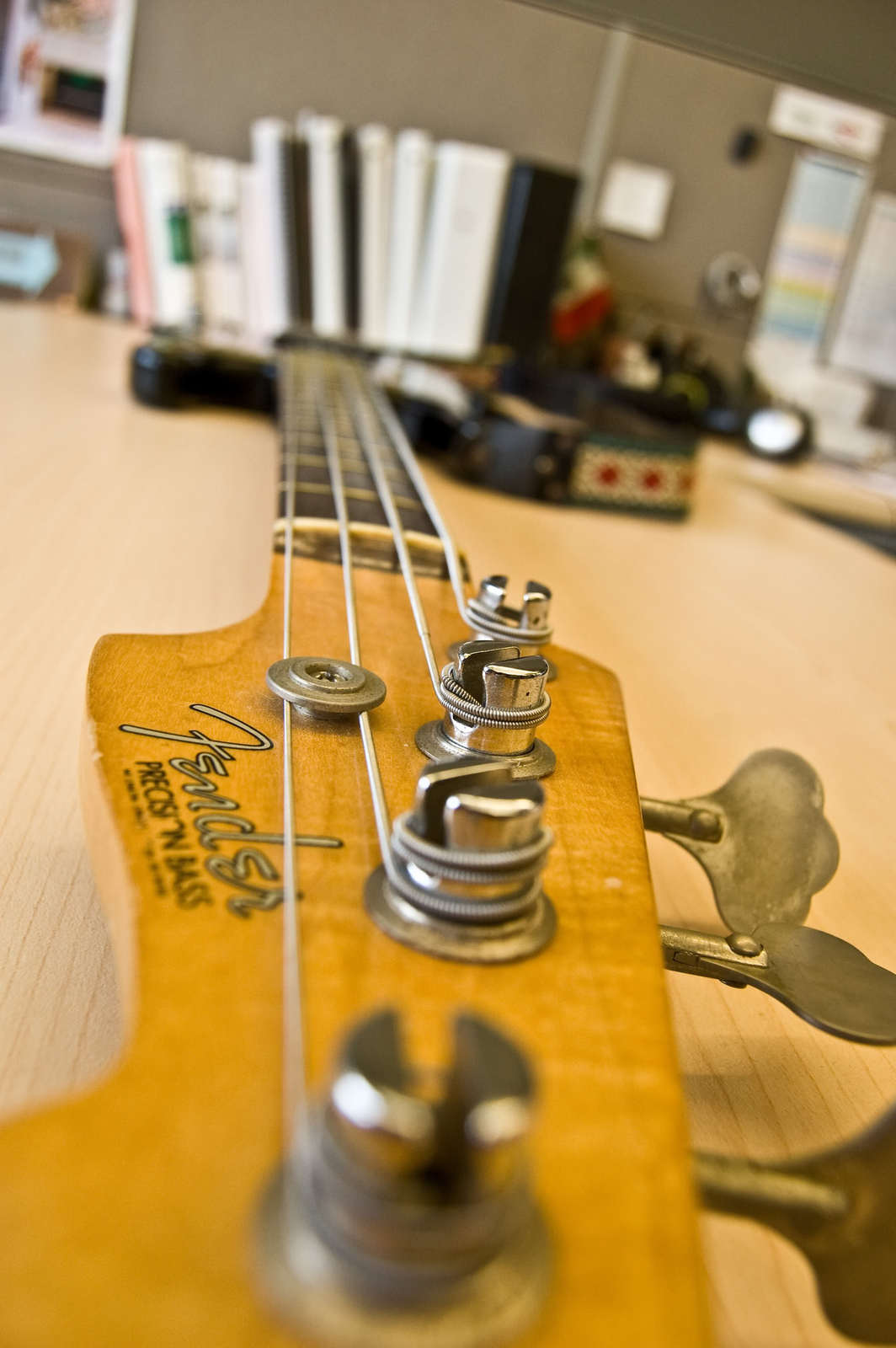 Fender1962Bass07.jpg