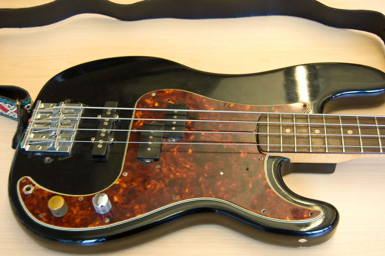 Fender1962Bass08.jpg