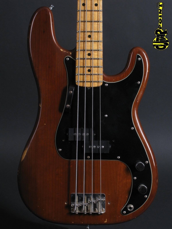 Fender78PbassWalnuS876735_2.jpg