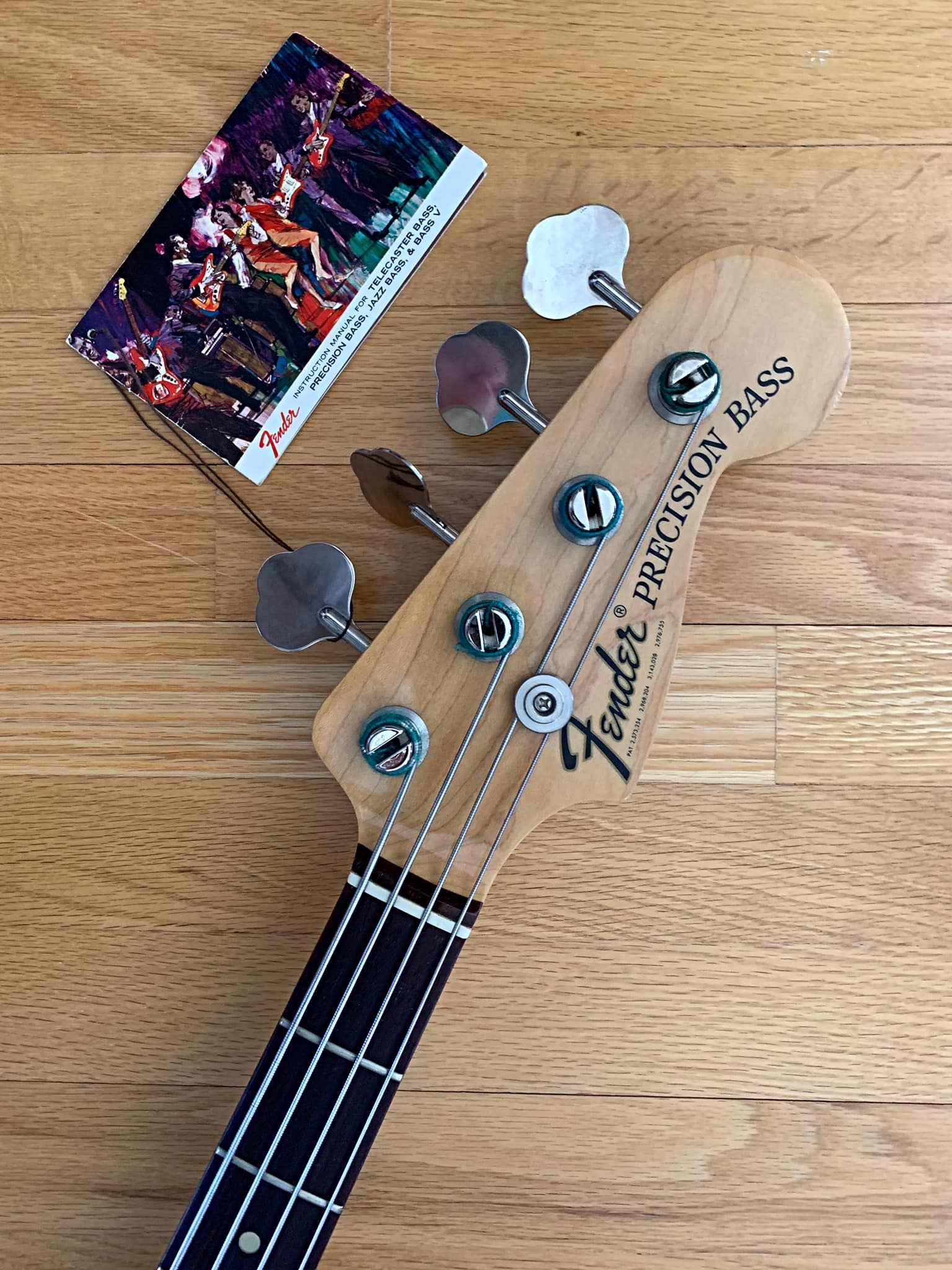 Fender_1970_Precision_Bass_2.jpg