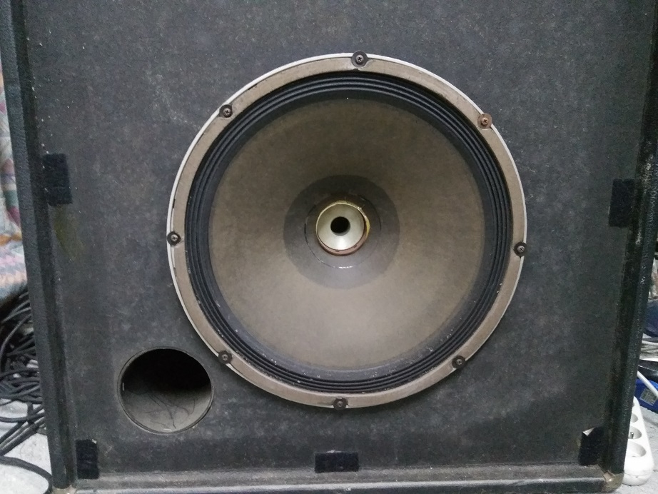 fender_cab.jpg
