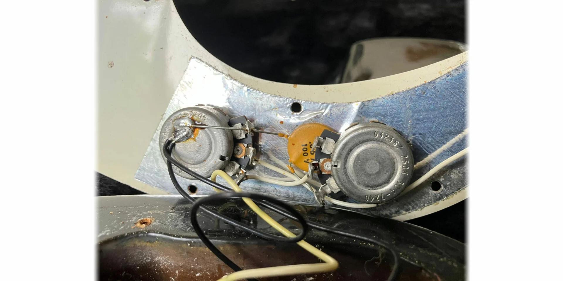 Fender_PBass_507_11.webp