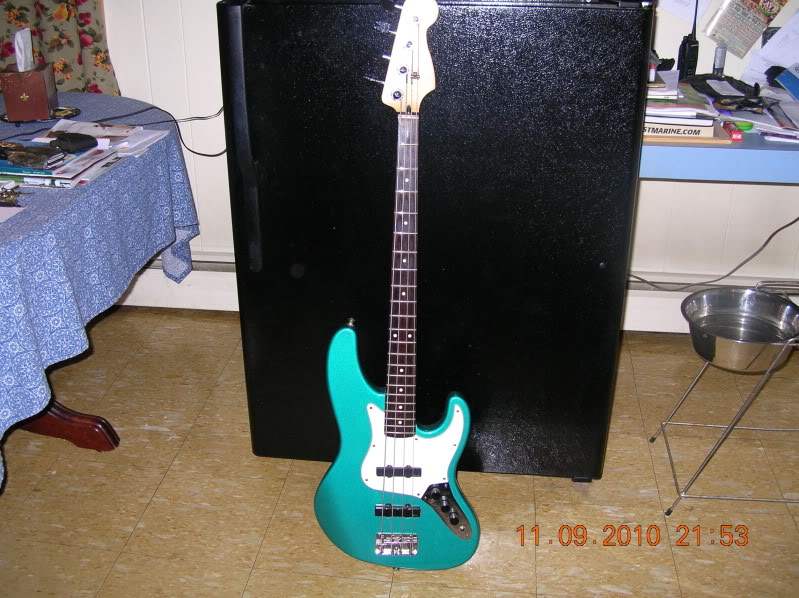FenderAmericanJazz008.jpg