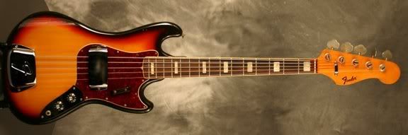 FenderBassV.jpg