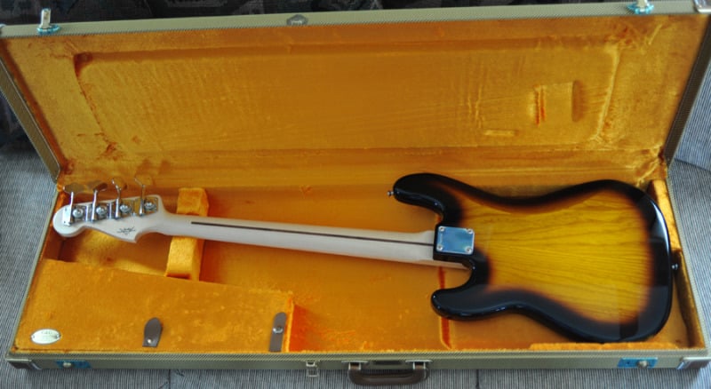 FenderCS59PBass06A.jpg