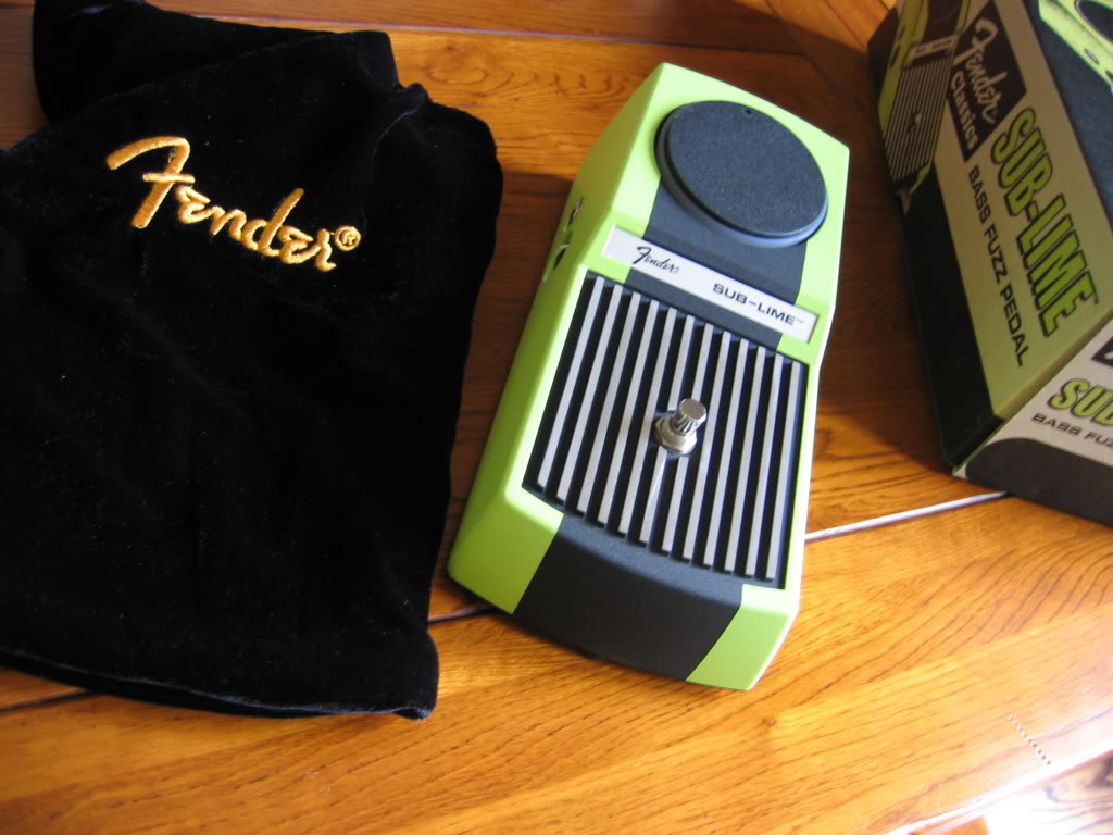 fenderfuzz1.jpg
