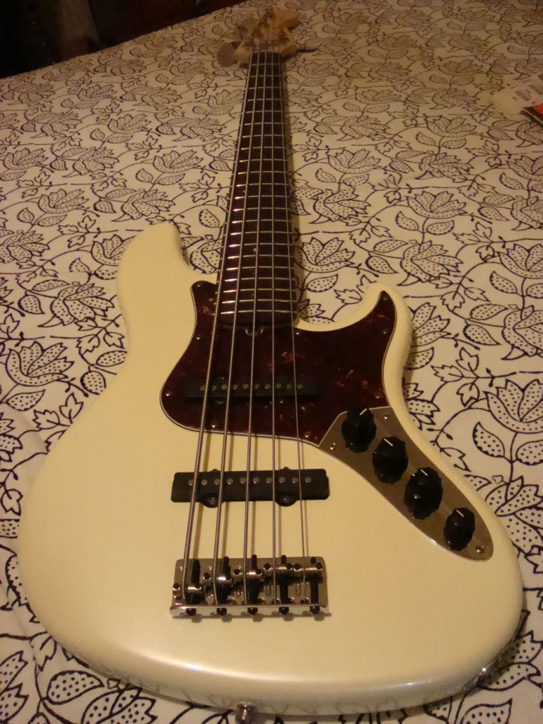 FenderJazzbass1.jpg