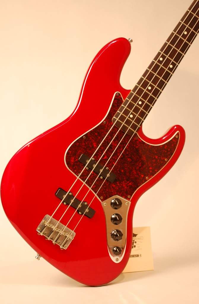 FenderJazzBassMX001.jpg