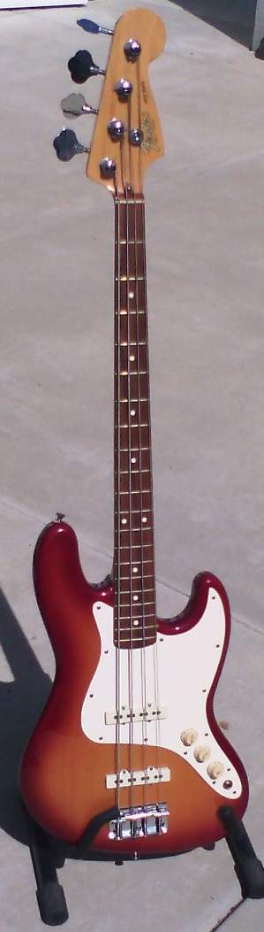 FenderJbass83Sienna_2.jpg