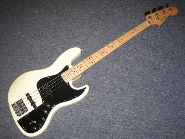 FenderMarcusMiller4tplyonssig.jpg