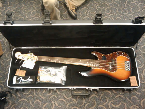 FenderP5.jpg