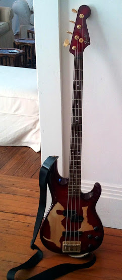 FenderPLyte.jpg