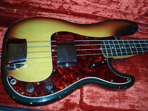 FenderPrecision_1.jpg