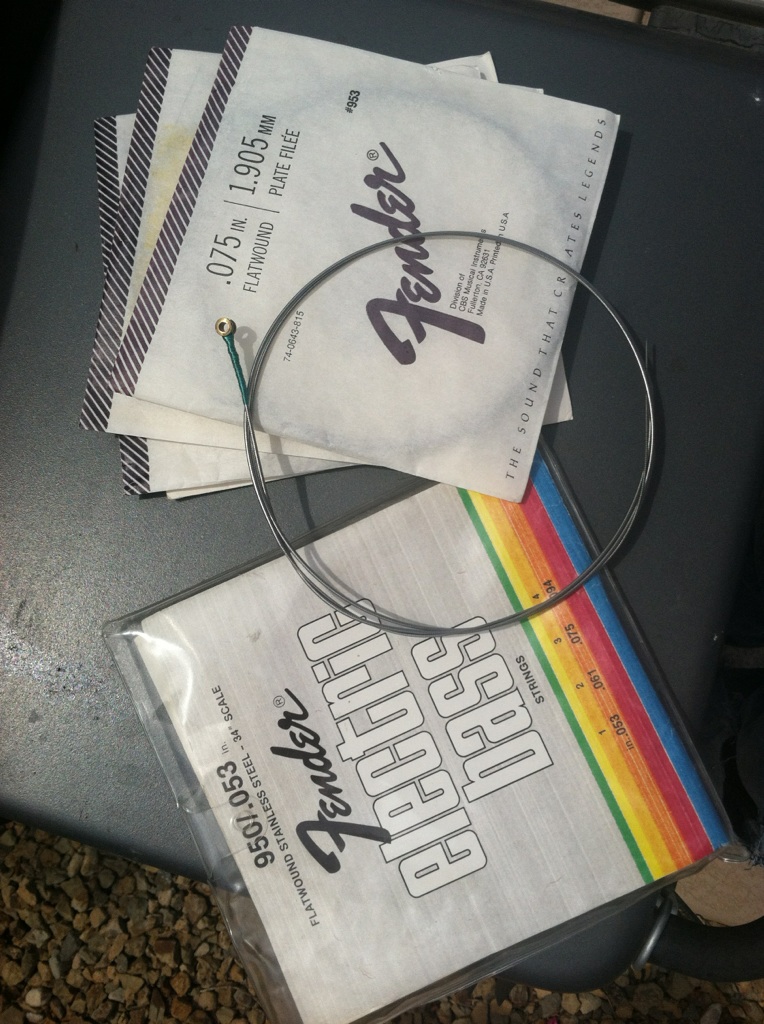 fenderstrings5_zps6ce206a9.jpg