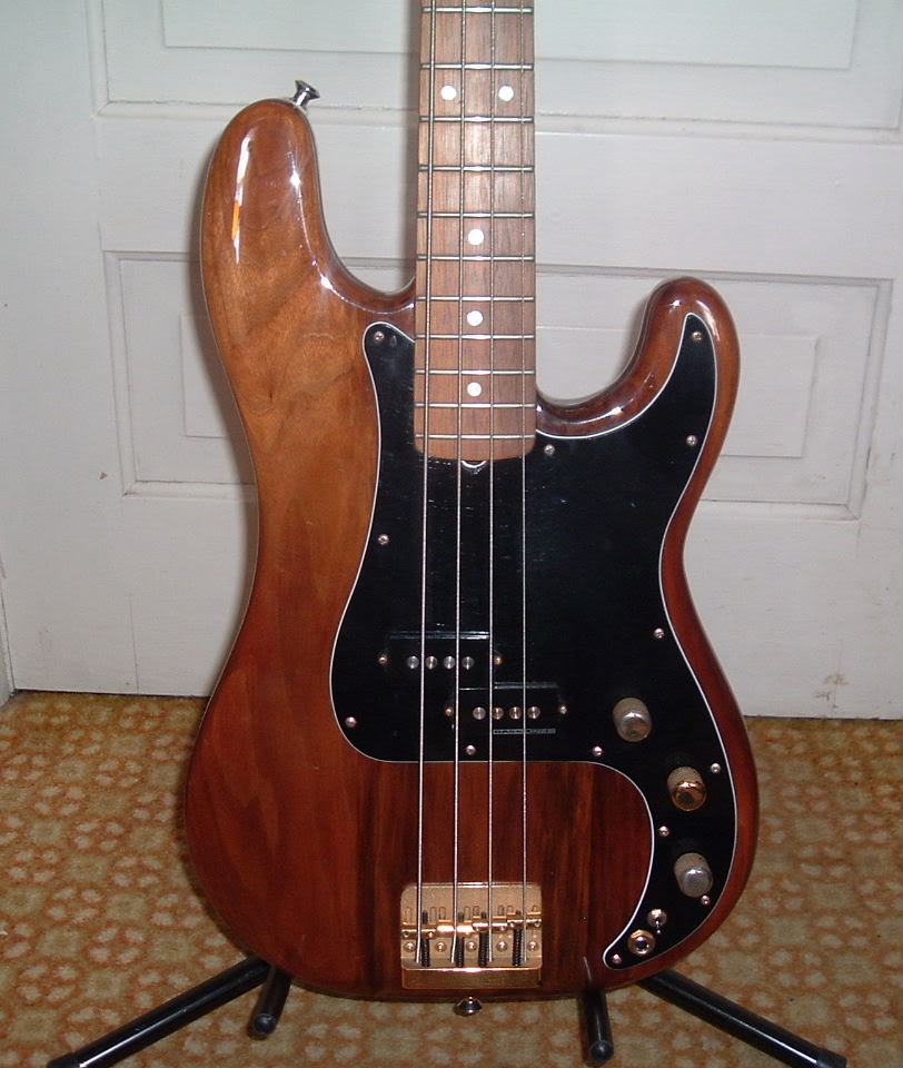 FenderWalnutPrecisionBody.jpg