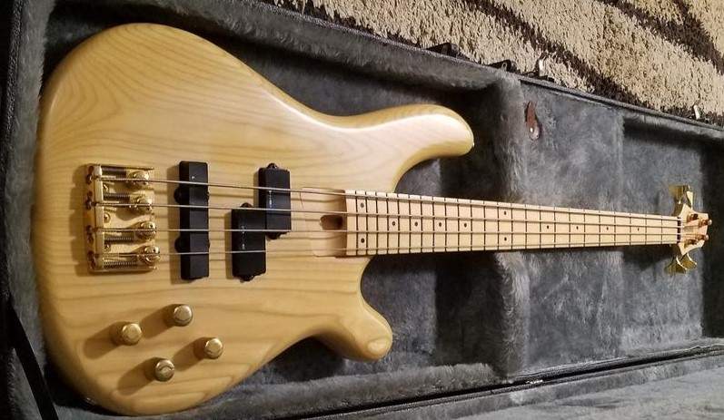 fernandes APB-90M bass.jpg