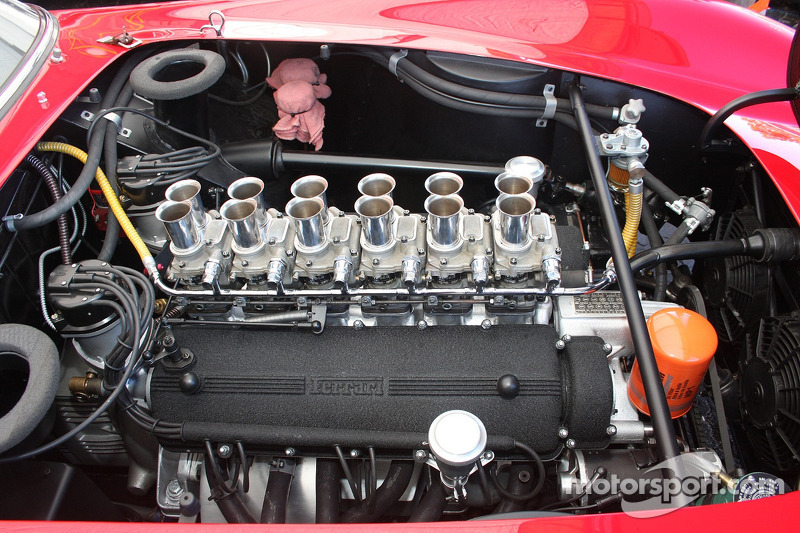 Ferrari-250-gto-engine.jpg