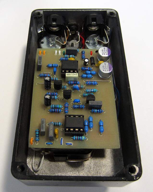 Fet Bee-02.jpg