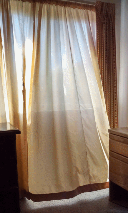 FF's Billowing Curtains-Animated.gif
