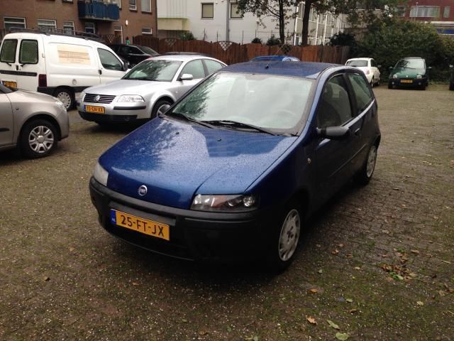 fiat%202_zpsul4e3veo.jpg