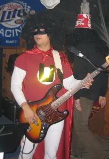 flashybassplaying.jpg