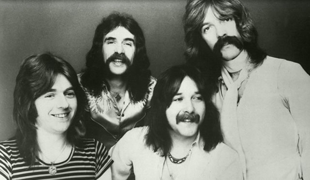 Foghat-1976.jpg