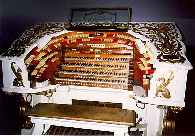 Fox_console_400.jpg