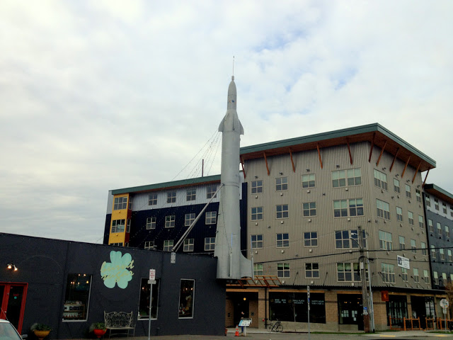 Fremont-Rocket-1_zpsf52f8809.jpg