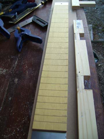 fretboard008.jpg