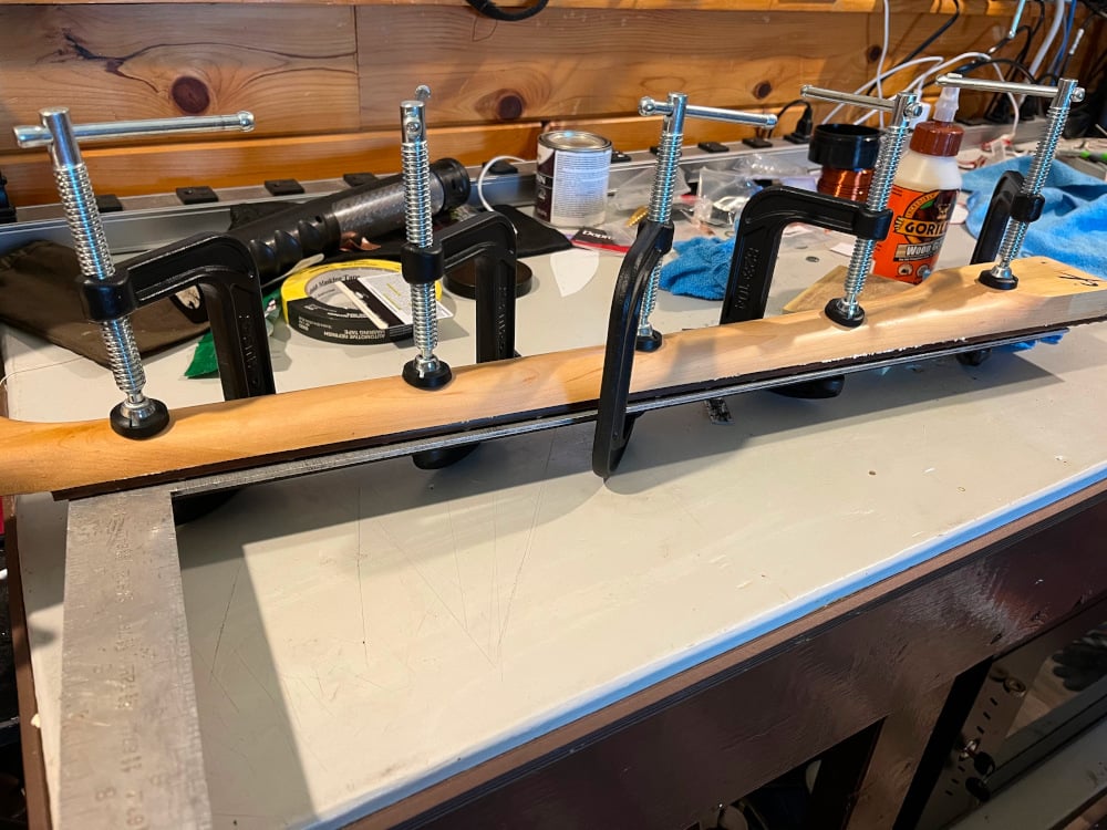 fretboard_gluing.JPG