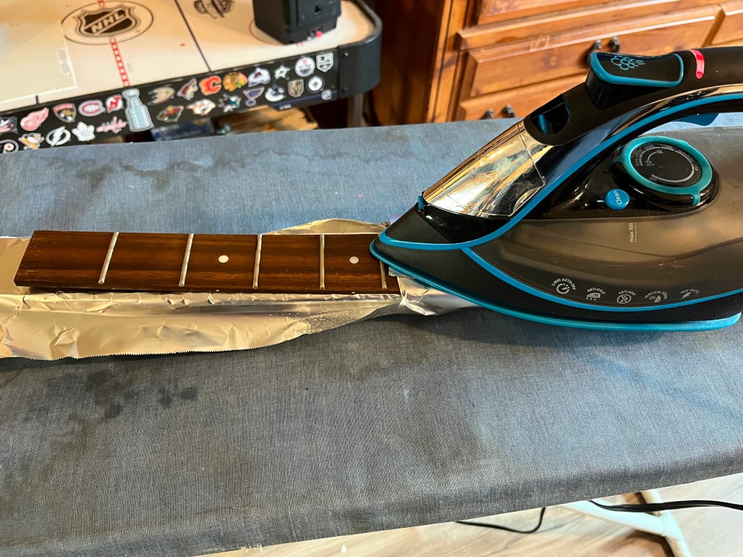 fretboard_removal-1.JPG