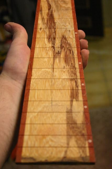 fretboarddots001.jpg