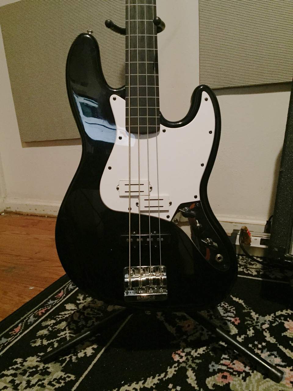 fretless jazz - 1.jpg