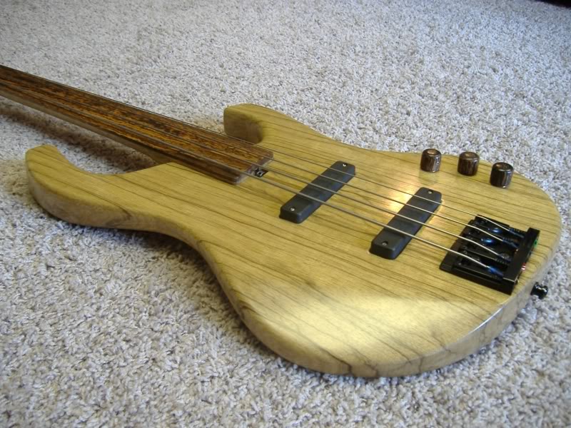 Fretless.jpg