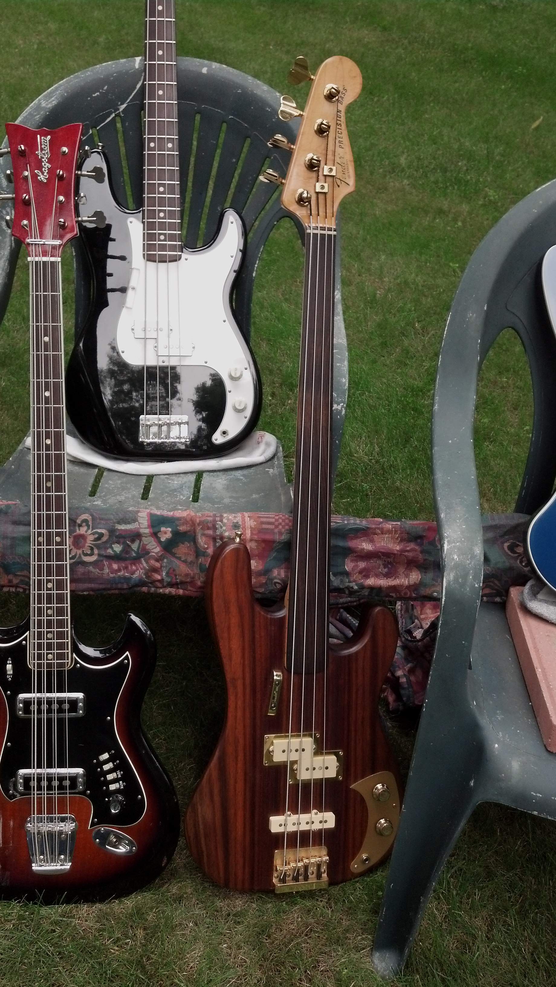 Fretless PBASS.jpg