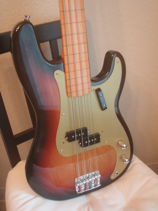 fretless57.jpg