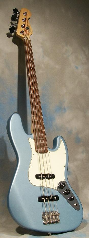 Fretless_zpsb4a41056.jpg