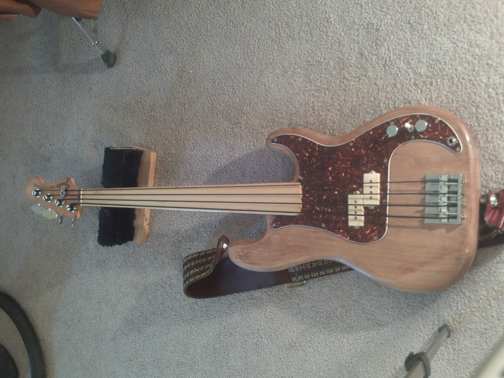 fretlessbadassness005.jpg