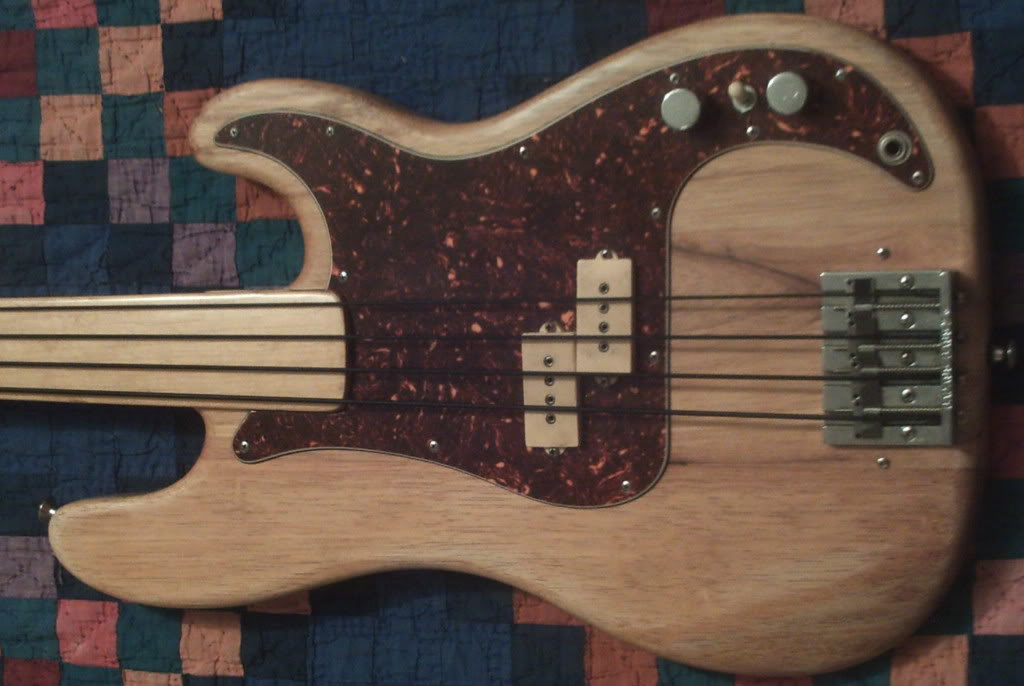 fretlessbadassness2002.jpg