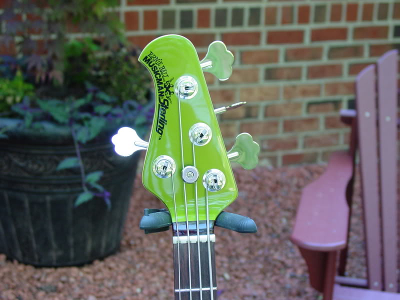 fretlessEBMM052.jpg
