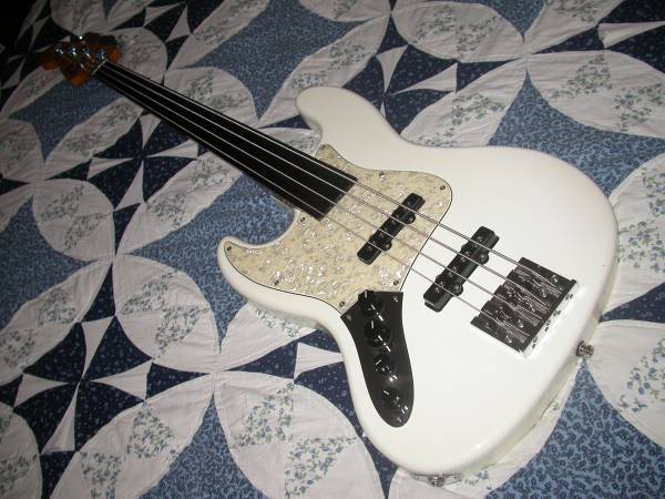 FretlessJazz14a.jpg