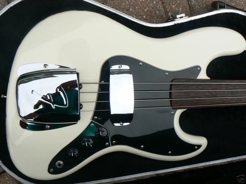 fretlessjbody.jpg