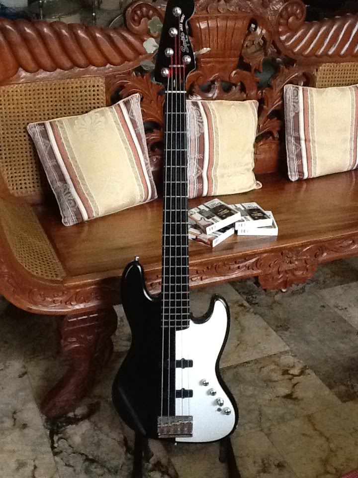 fullbass.jpg