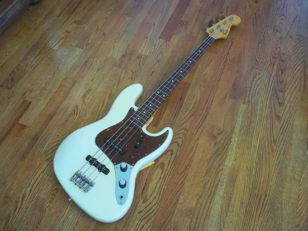 Fullbass1.jpg