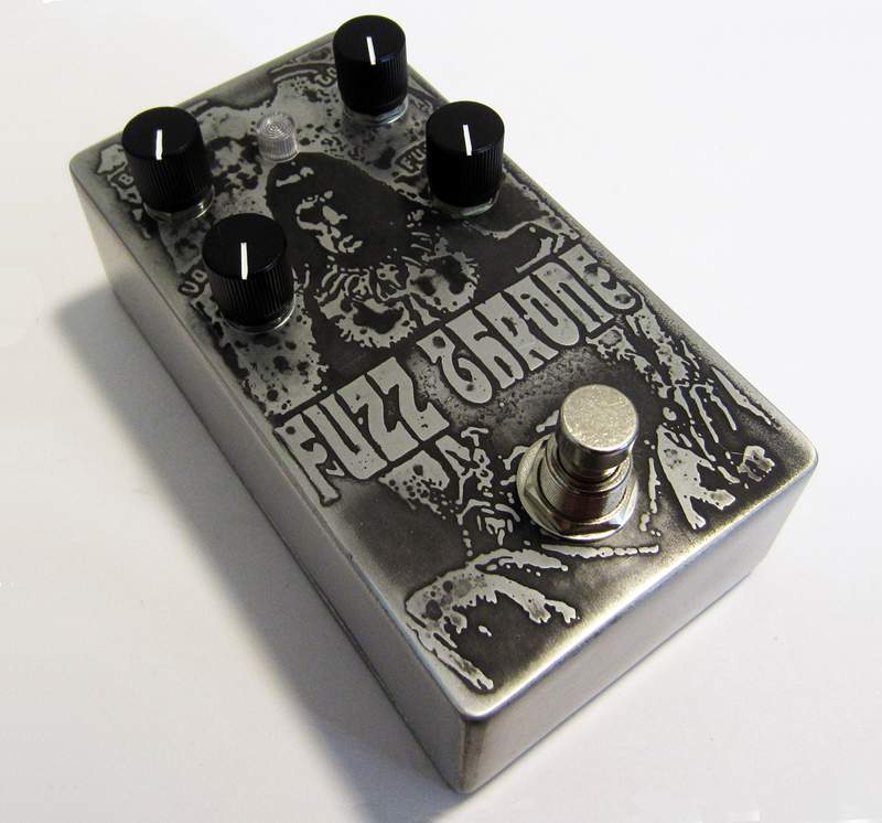 FuzzThrone-01.jpg