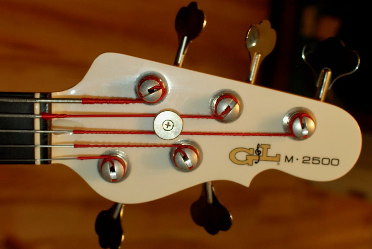G&L_M2500_Headstock - 1.jpeg