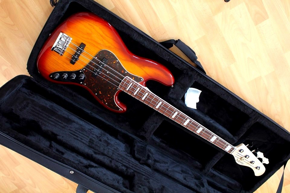 g7b93.jpg