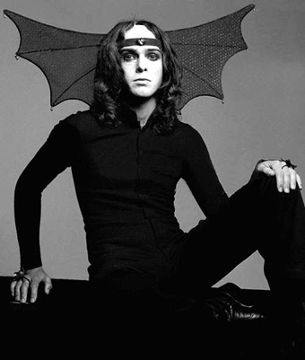 gabriel-bat.jpg