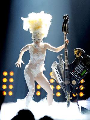 gaga_brits2.jpg