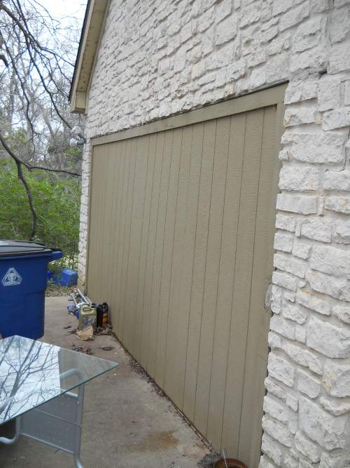 garage exterior.jpg